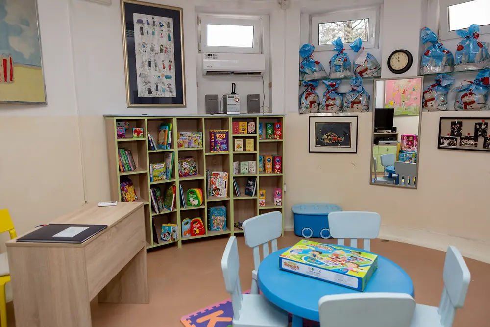 Renovirana i opremljena radna prostorija u dečijoj bolnici