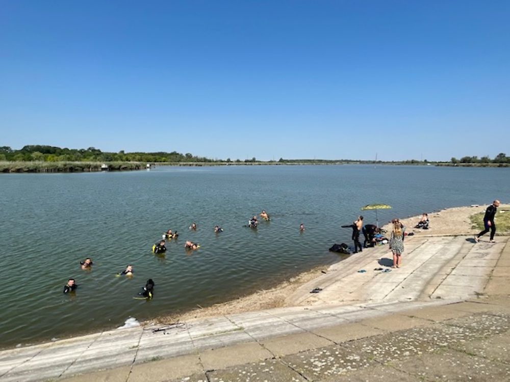 Očišćeno Zobnatičko i Zavojsko jezero u okviru Henkelovog projekta „Volim reku, a ti?“