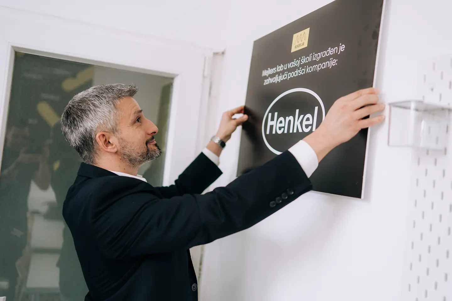 Henkel - Kompanija Partner otvaranja prvog Mejkers laba u Kruševcu